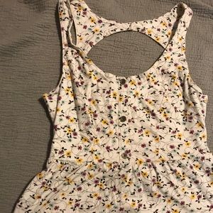 O’Neil cute open back top!